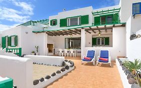 Famara Beach Retreat